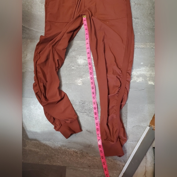 Lululemon Beyond the Studio Jogger. Dark Terracotta. 28". Size 8US. - Picture 8 of 16
